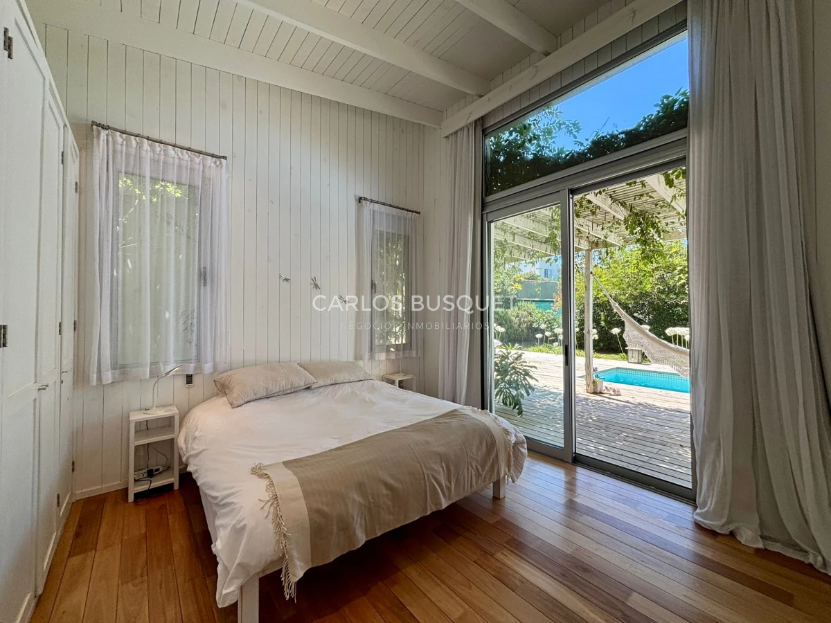 Casa ID.893 - Casa en alquiler temporal en de 4 dormitorios en Club de Mar, Jose Ignacio 