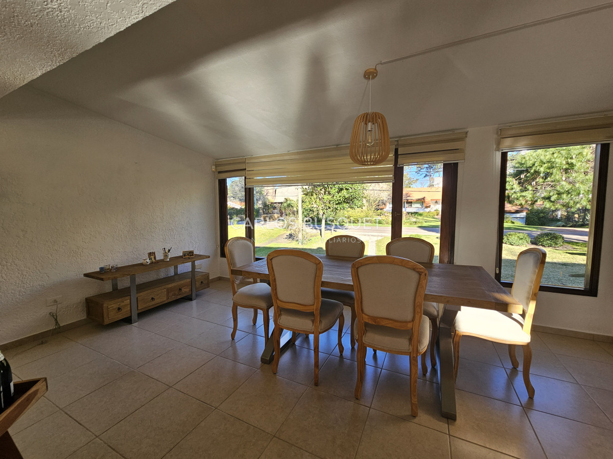 Casa ID.1306 - Espectacular casa en venta en Barrio Lugano Punta Del Este 4 dormitorios