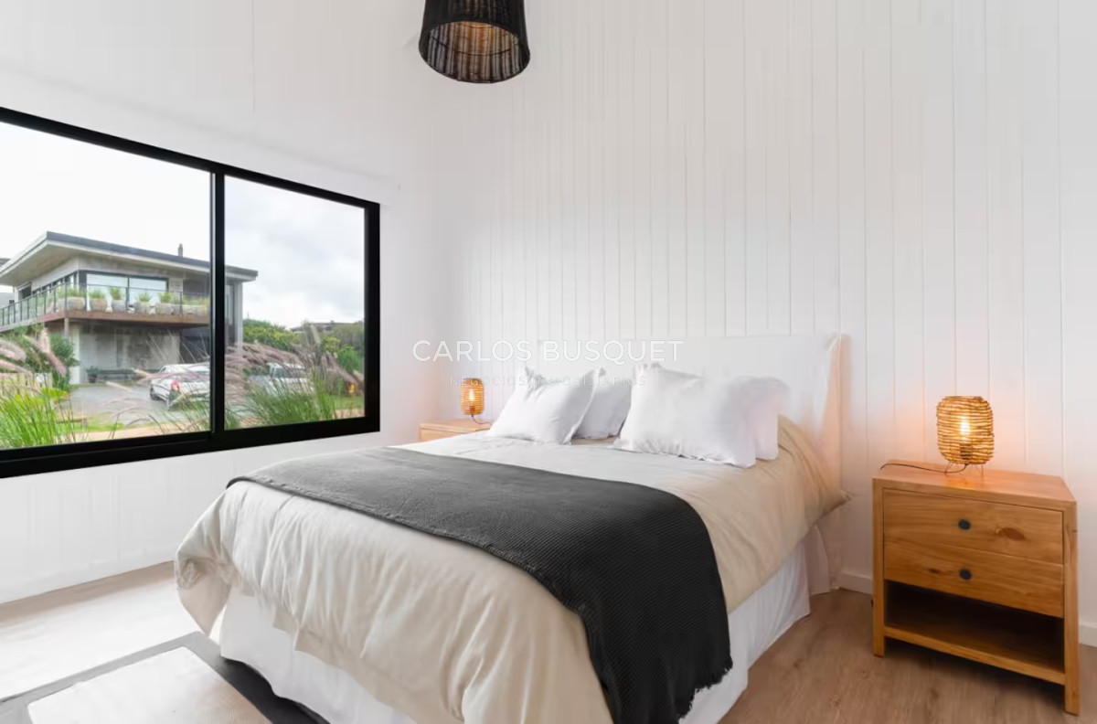 Casa ID.1366 - Casa en venta de 3 dormitorios en suite en La Juanita