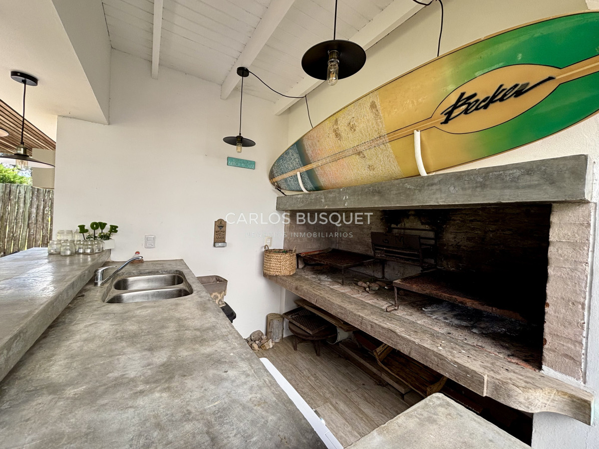 Casa ID.1033 - Casa en venta de 6 dormitorios en Jose Ignacio, Pinar del Faro