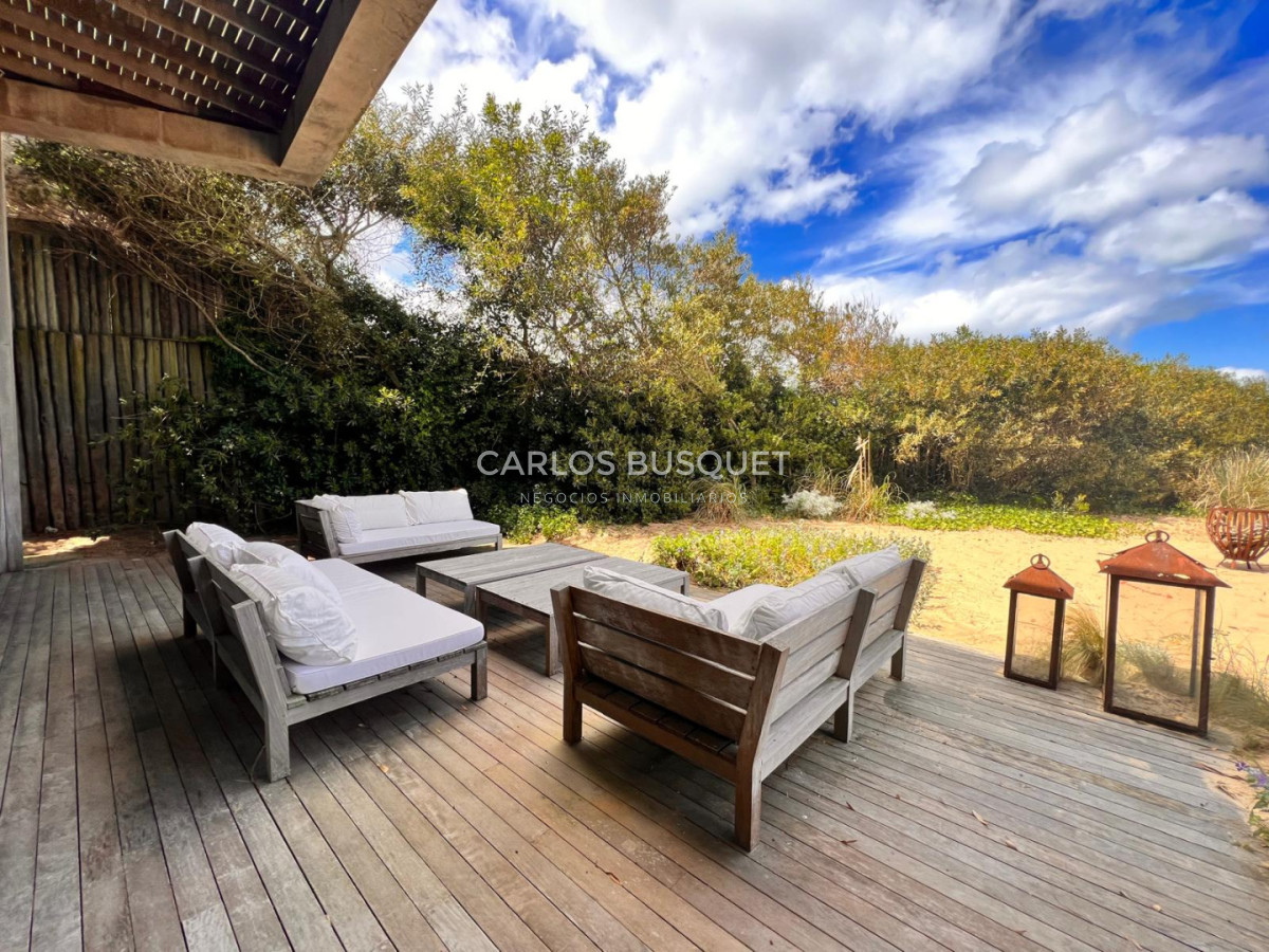 Casa ID.1373 - Espectacular casa en primera linea Manantiales en alquiler temporal