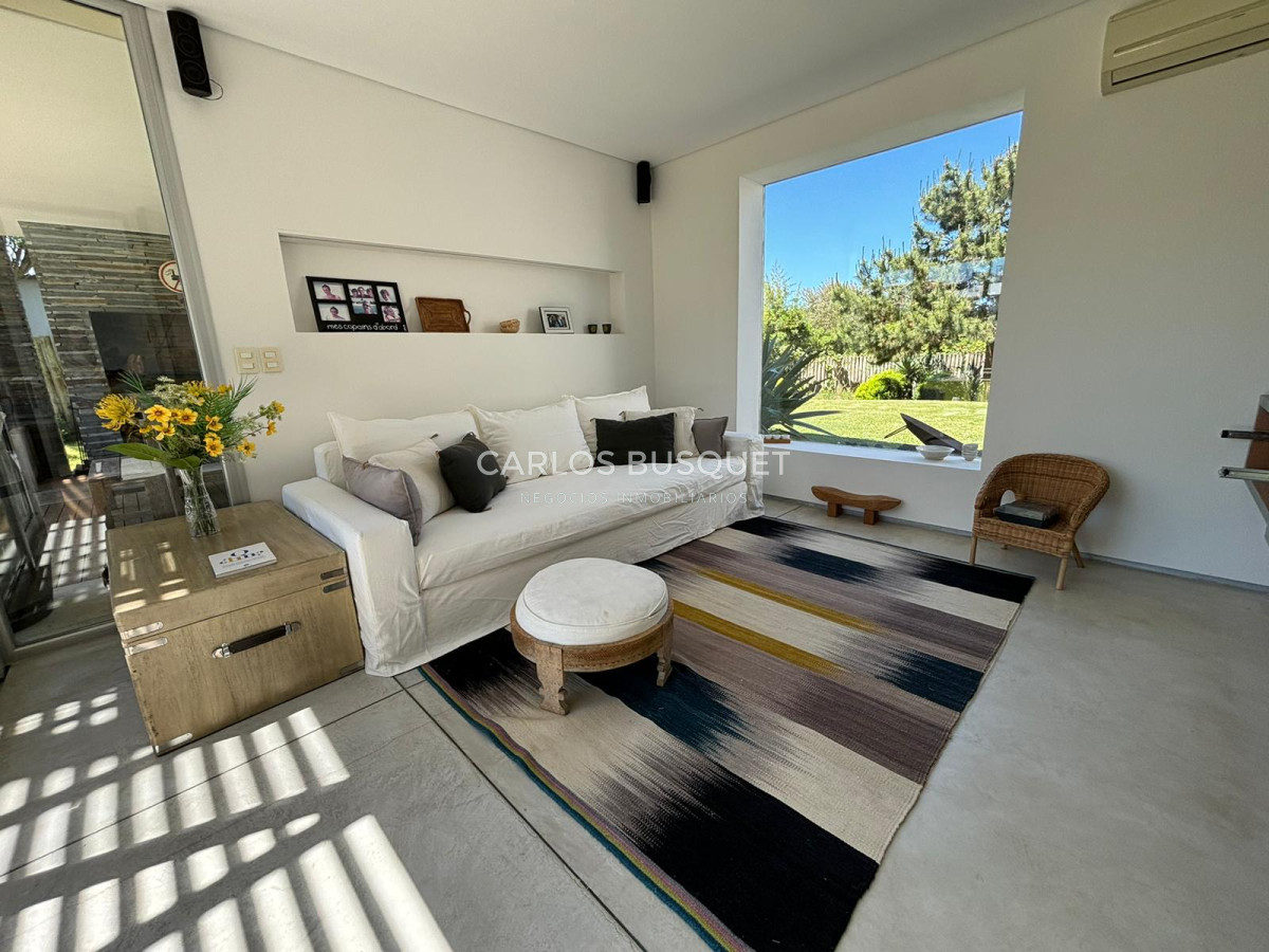 Casa ID.420 - Casa en alquiler, de 4 dormitorios, en Jose Ignacio, Club de Mar! 
