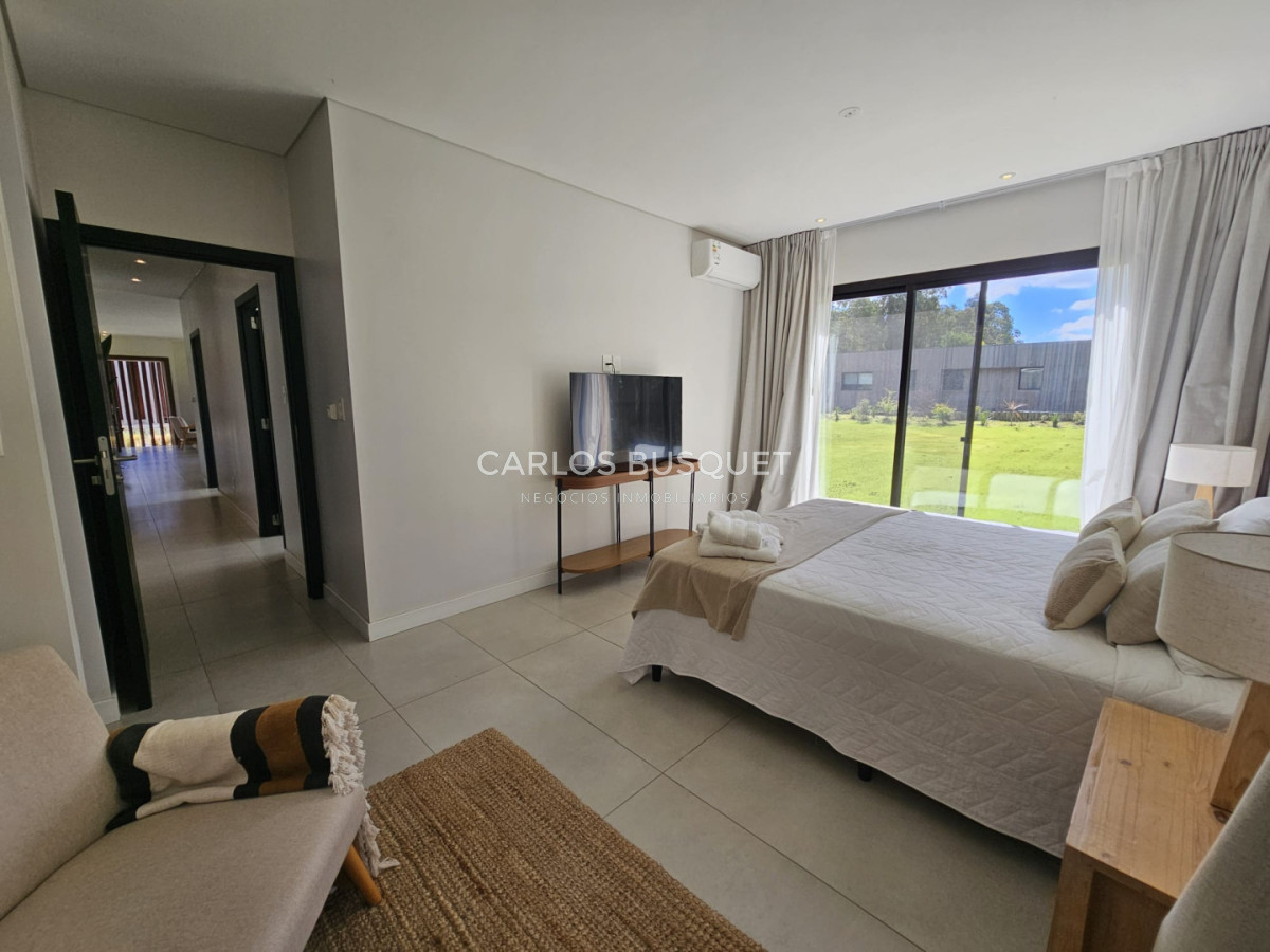 Casa ID.1810 - Venta de casa, 3 dormitorios en San Rafael, Punta Del Este