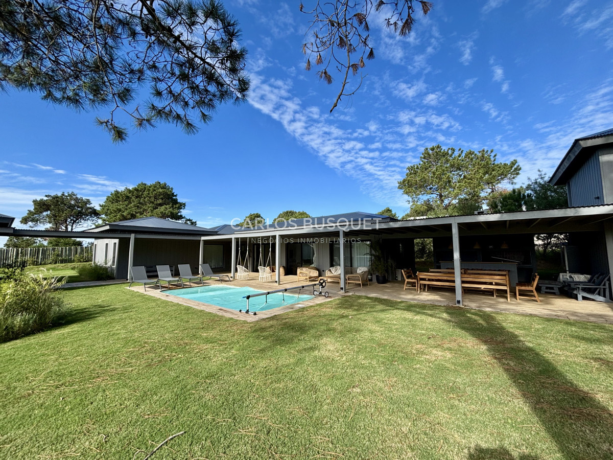 Casa ID.1035 - Casa a estrenar de 5 dormitorios en Jose Ignacio, Pinar del Faro