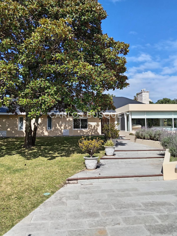 Casa ID.703 - Casa en alquiler temporal de 5 dormitorios en zona Cantegril