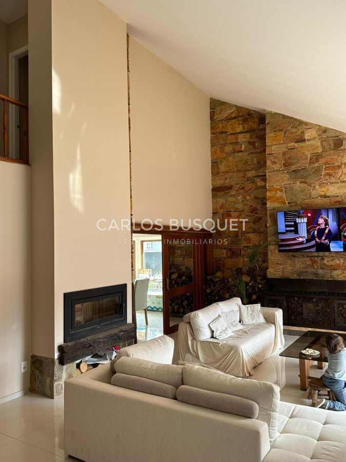 Casa ID.1298 - Casa en alquiler temporal de 9 suites en playa Brava San Rafael 