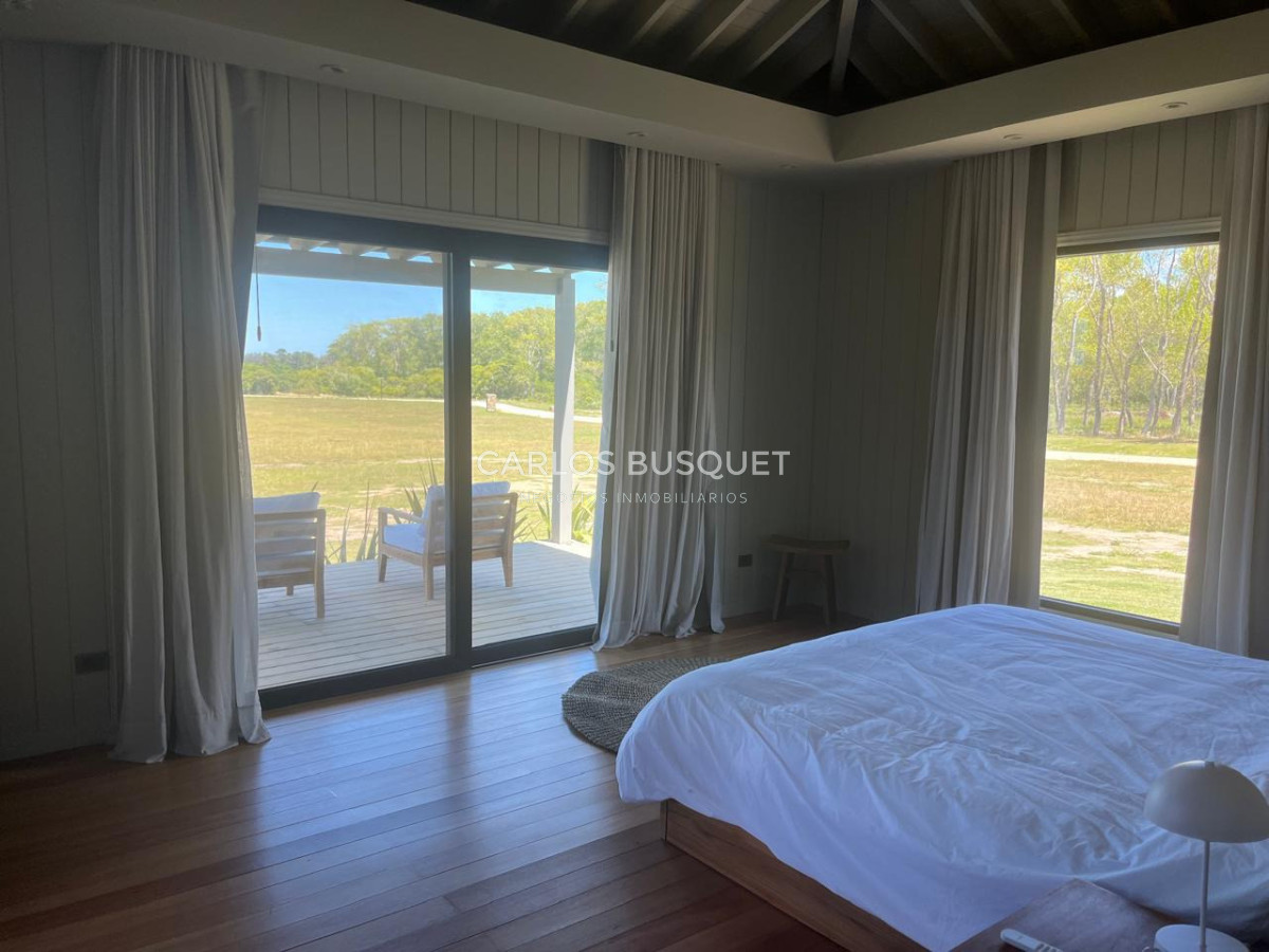 Casa ID.1644 - Venta casa de 4 dormitorios en Puerto Quetzal, La Barra