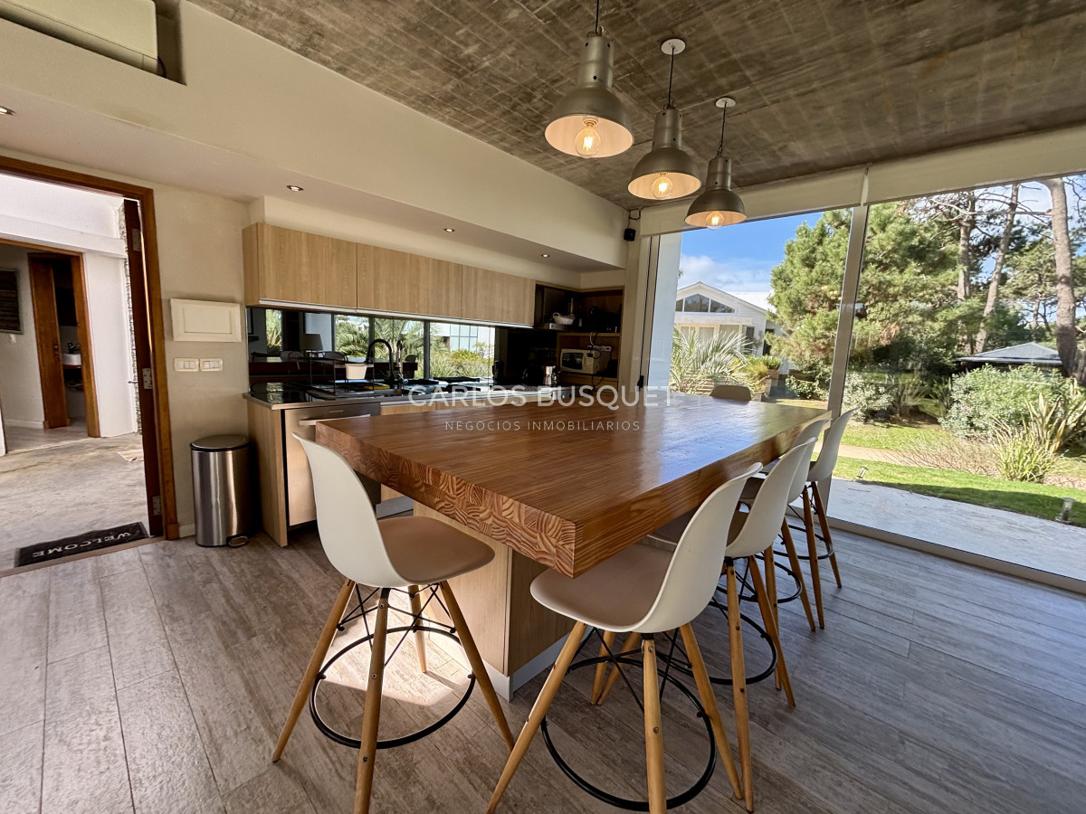 Casa ID.1033 - Casa en venta de 6 dormitorios en Jose Ignacio, Pinar del Faro