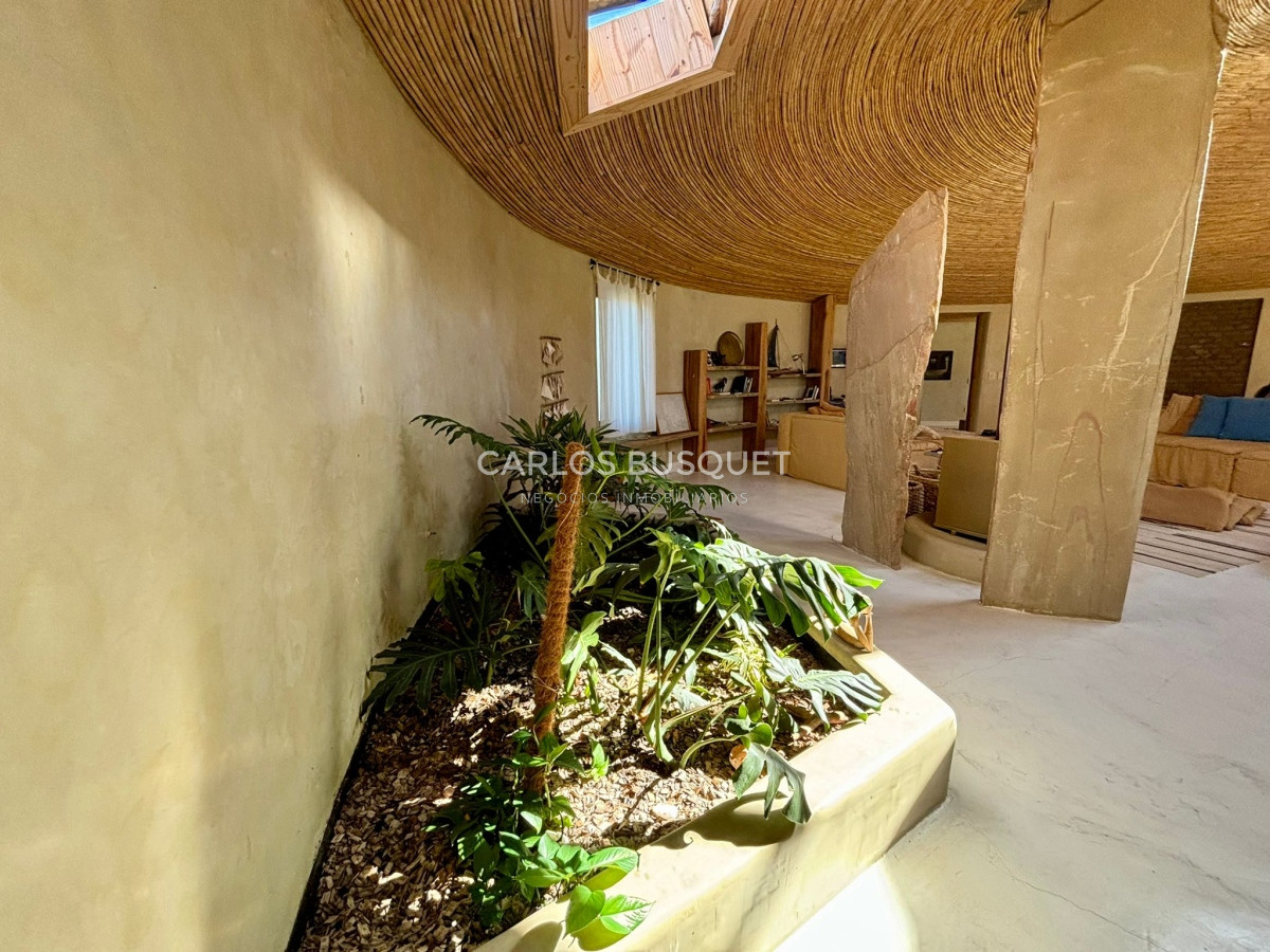 Casa ID.419 - Chacra en venta con casa de 4 dormitorios, en Camino Medellin, sobre el arroyo! 