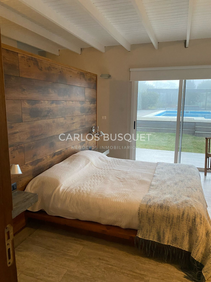 Casa ID.1033 - Casa en venta de 4 dormitorios en Pinar del Faro, Jose Ignacio