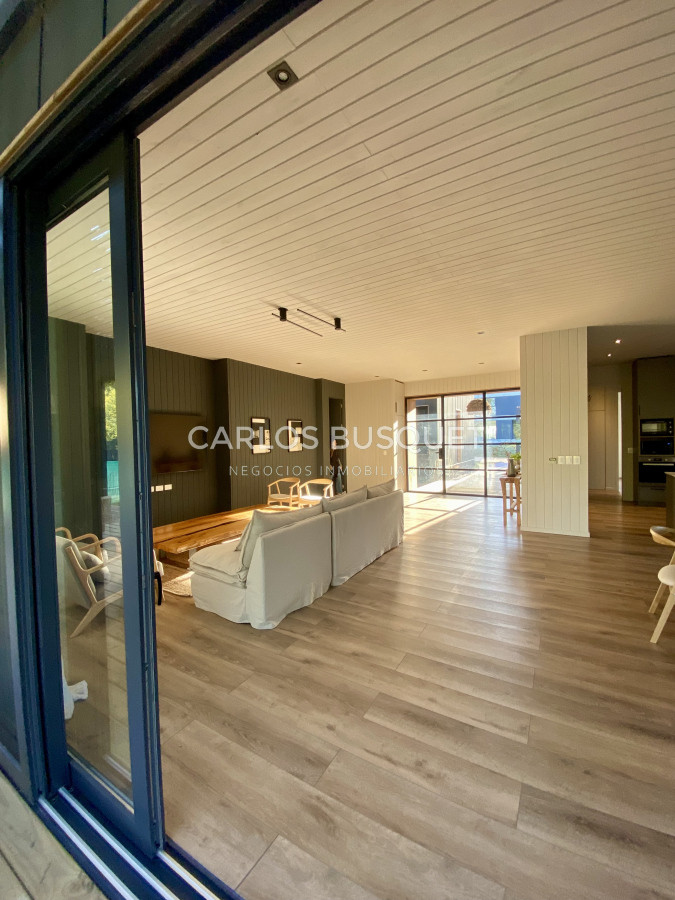 Casa ID.1185 - Casa en venta de 3 dormitorios en La Barra