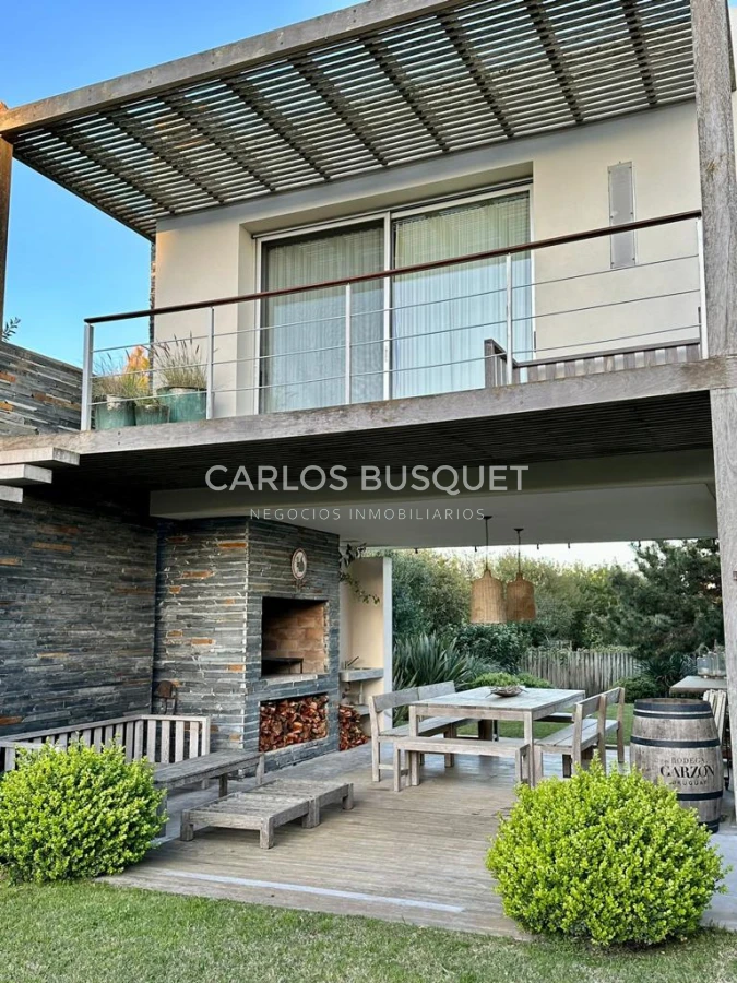 Casa ID.420 - Casa en alquiler, de 4 dormitorios, en Jose Ignacio, Club de Mar! 