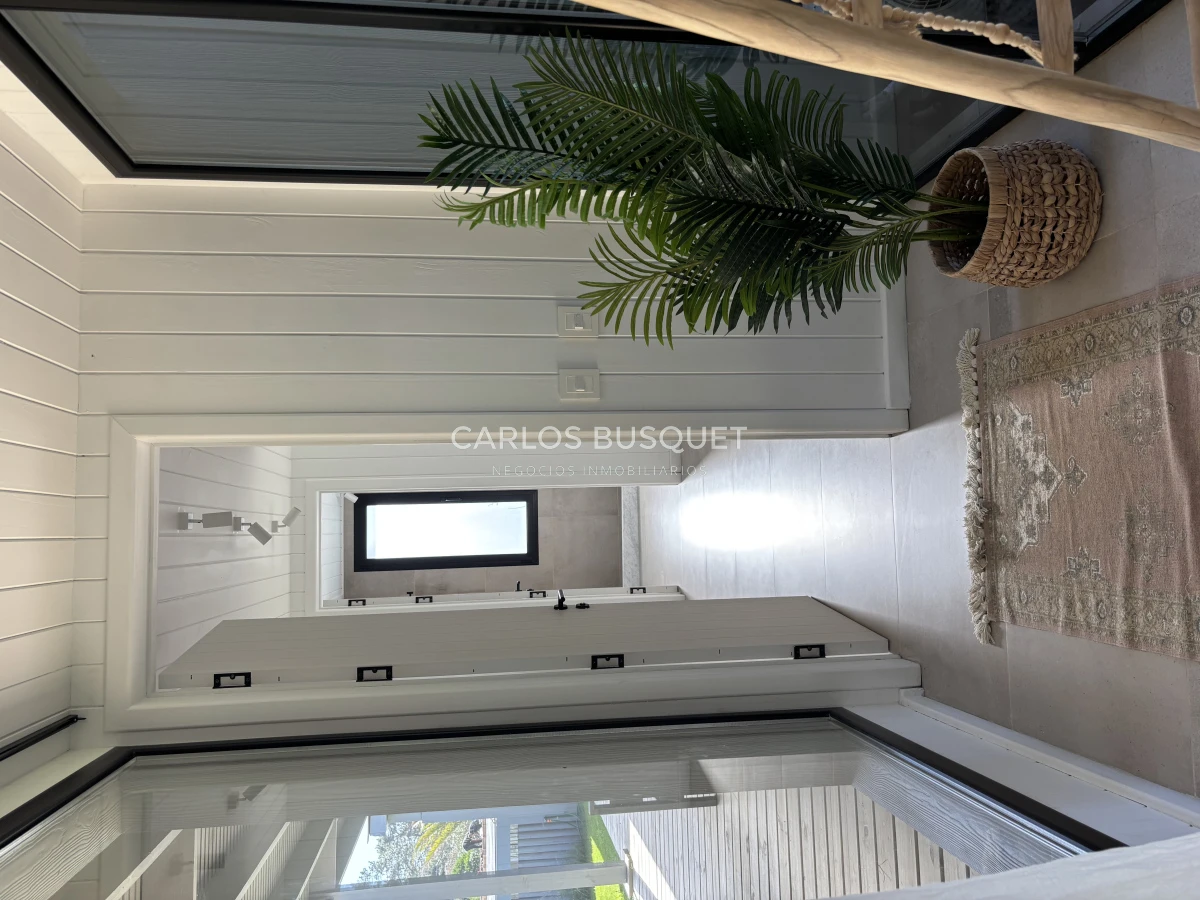 Casa ID.1035 - Casa a estrenar de 5 dormitorios en Jose Ignacio, Pinar del Faro