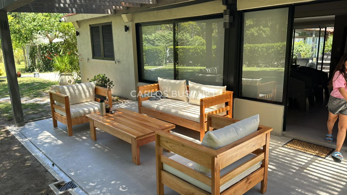 Casa ID.827 - Muy linda casa reciclada en venta y alquiler de temporada