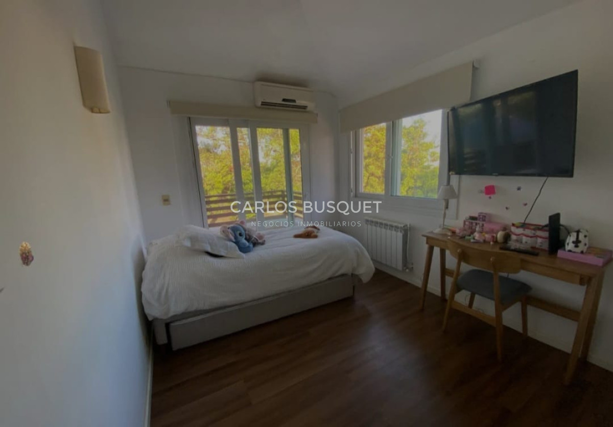 Casa ID.1760 - Casa en alquiler temporal de 4 dormitorios en playa brava 