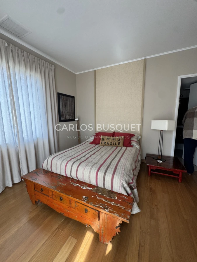 Casa ID.1808 - Casa de 4 dormitorios en venta en Peninsula