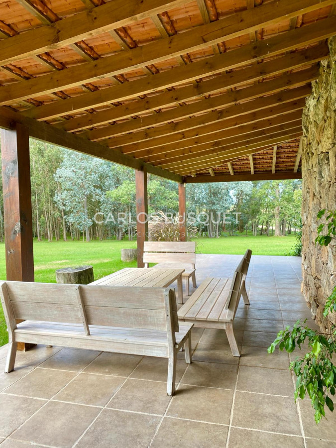 Casa ID.516 - Casa en venta de 2 dormitorios en Punta Ballena