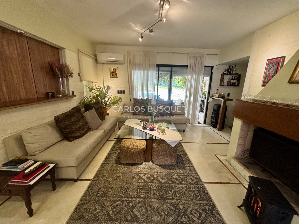 Casa ID.1232 - Casa en venta de 3 dormitorios en Golf, Punta del Este