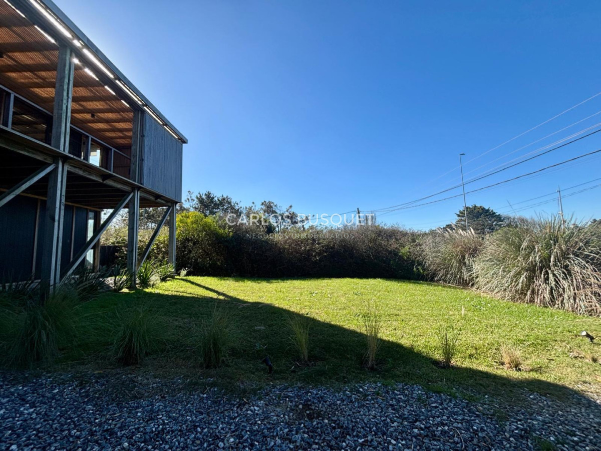 Casa ID.1711 - Venta Casa de 3 dormitorios en Manantiales, en Altos de Puntas Piedras 