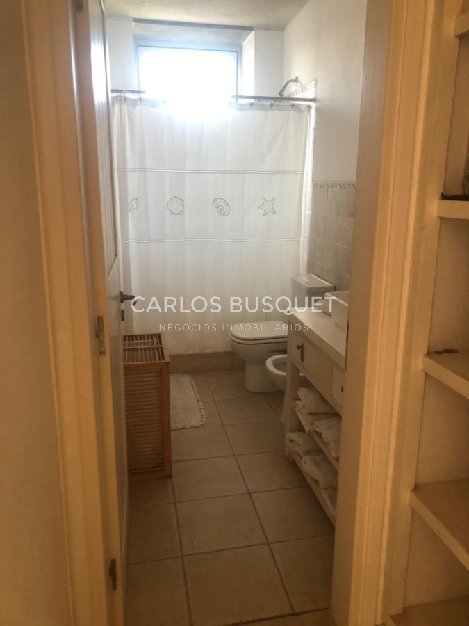 Casa ID.837 - Casa en alquiler temporal de 4 dormitorios en Jose Ignacio, Club de Mar