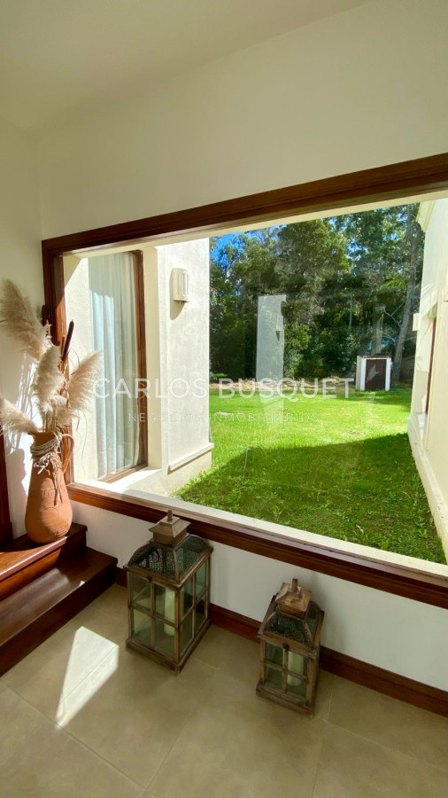 Casa ID.516 - Casa en venta de 2 dormitorios en Punta Ballena