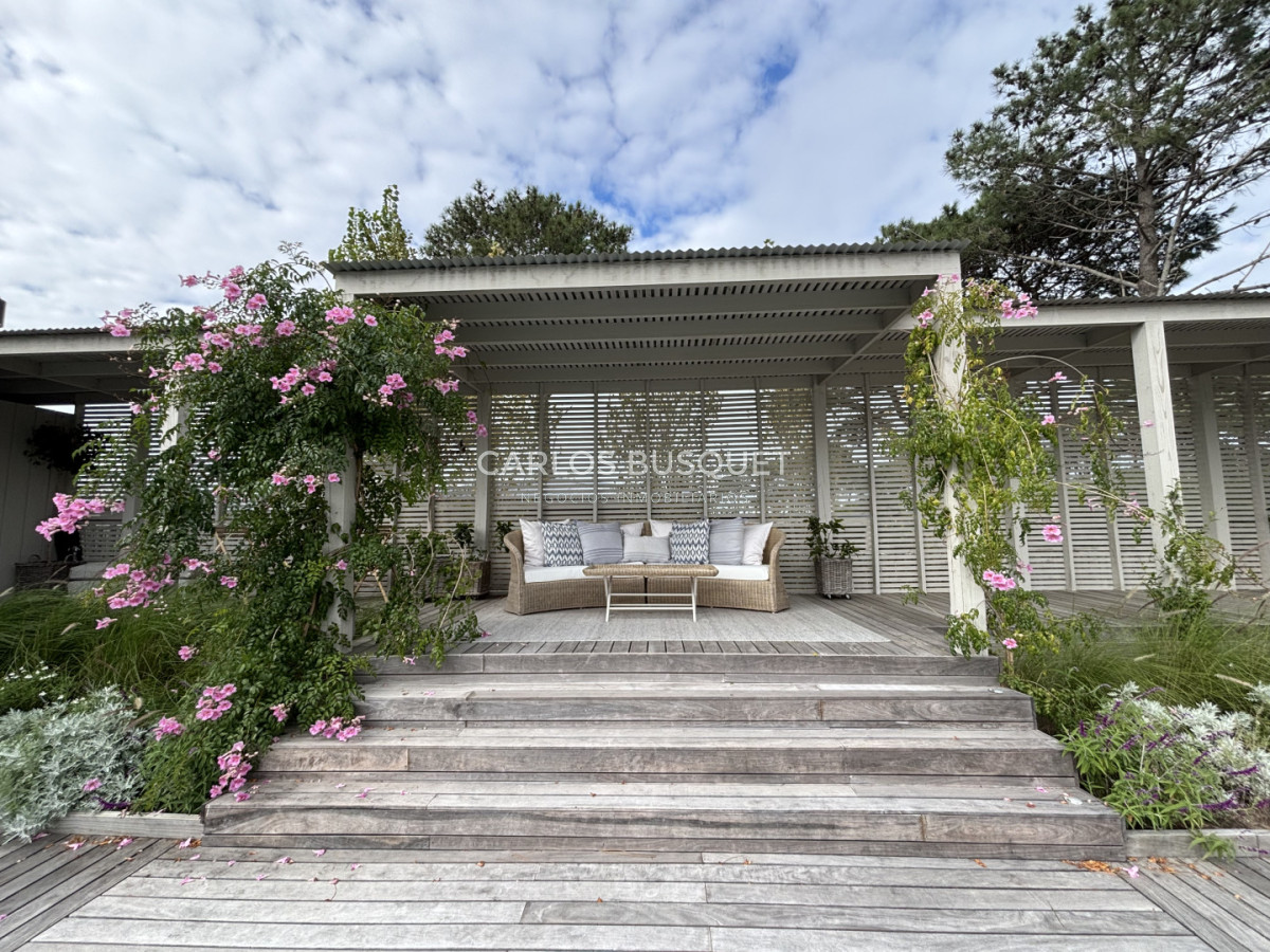 Casa ID.1655 - Casa en venta de 5 dormitorios en suite en Pinar del Faro, José Ignacio