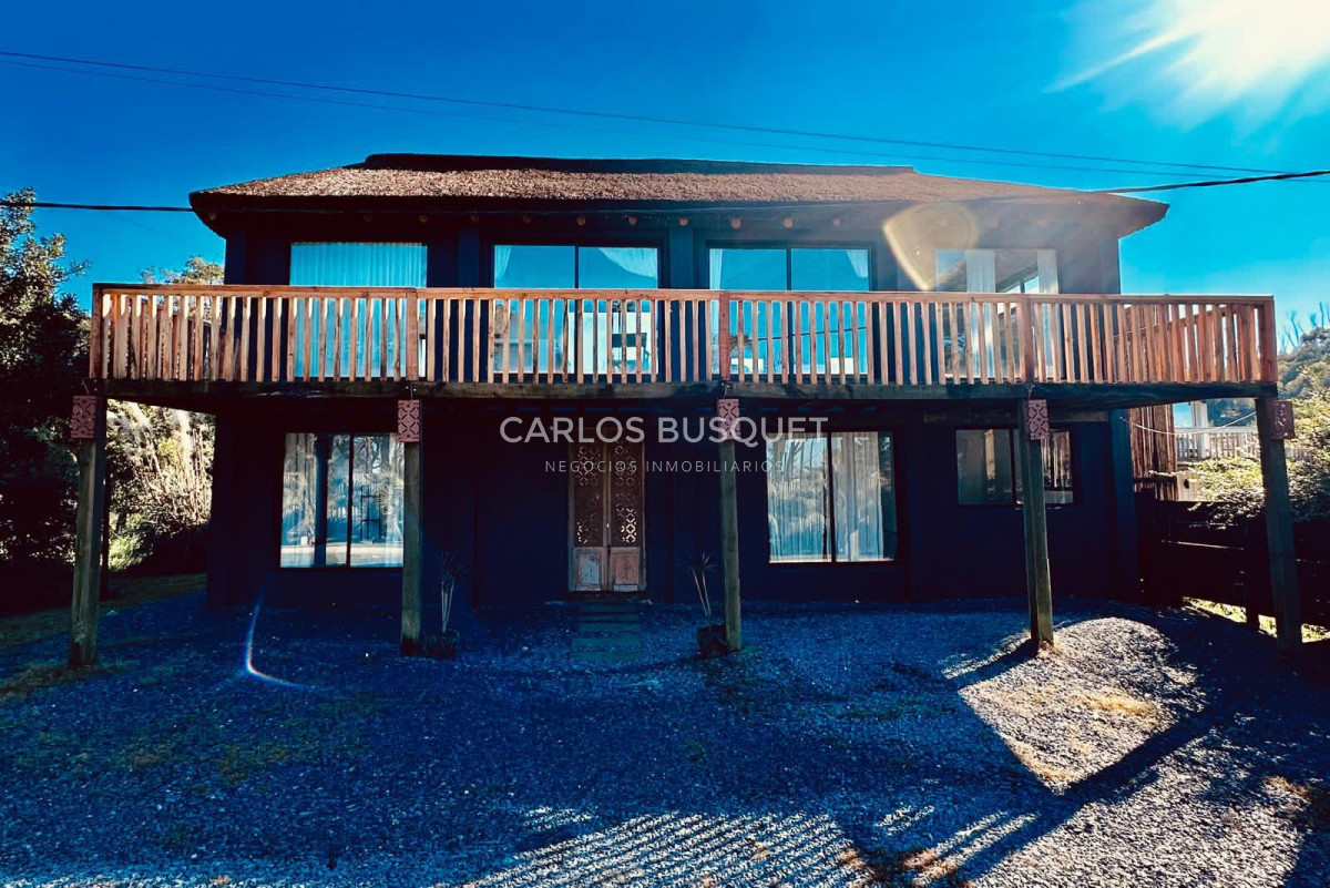 Casa ID.621 - Casa en venta de 4 dormitorios en San Vicente