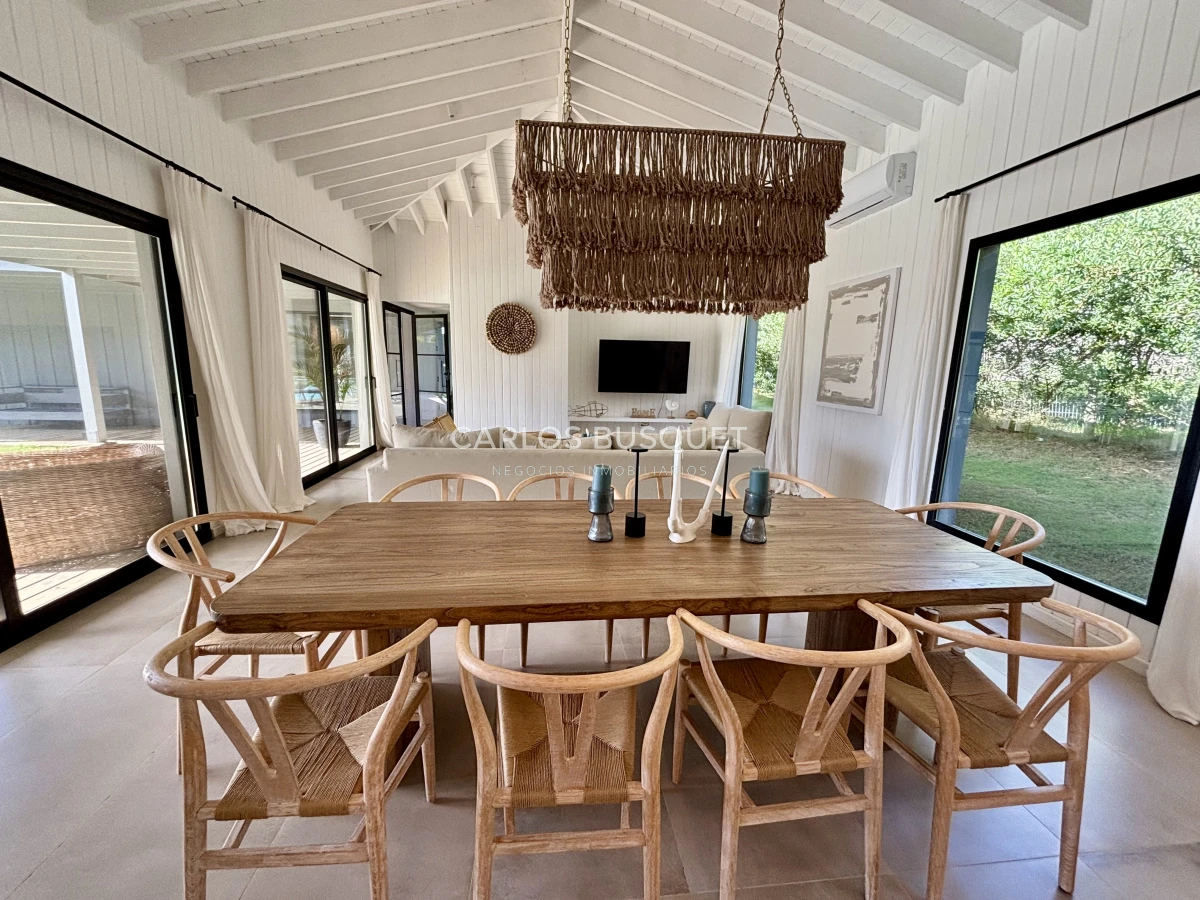 Casa ID.1035 - Casa a estrenar de 5 dormitorios en Jose Ignacio, Pinar del Faro