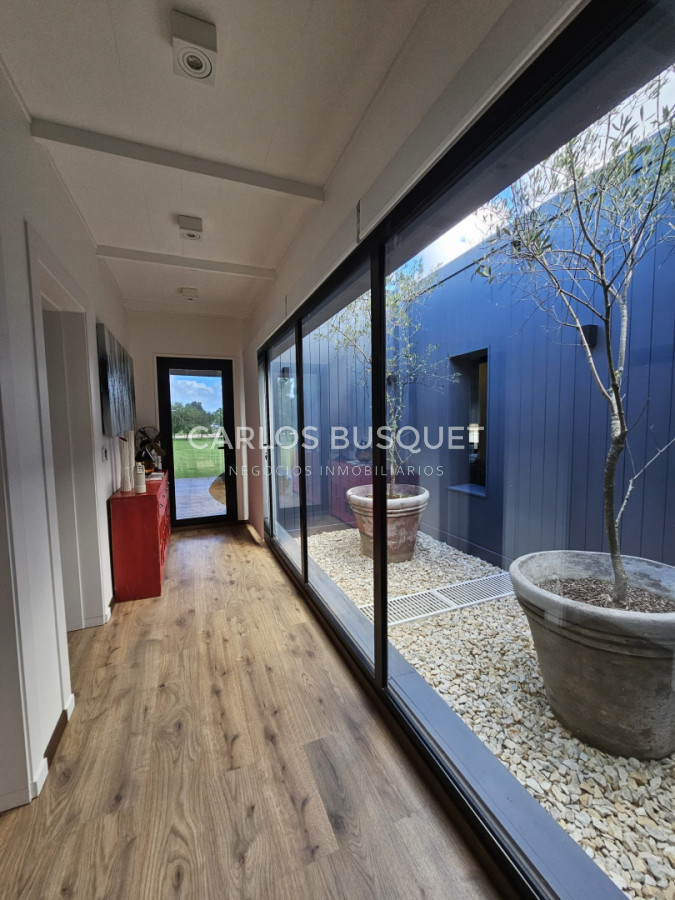 Casa ID.1620 - Venta casa de 4 dormitorios en Pueblo Mío, Manantiales 