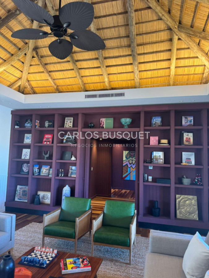 Casa ID.1646 - Venta casa de 4 dormitorios y servicio en Puerto Quetzal, La Barra