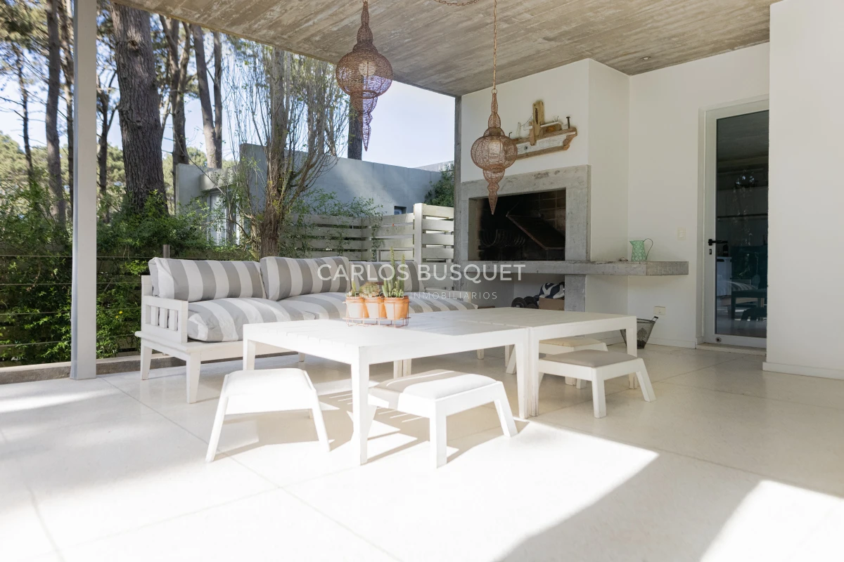 Casa ID.525 - Casa en venta de 4 dormitorios, en Rincon del Indio 