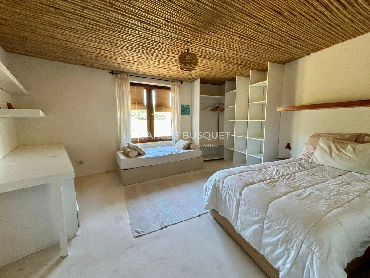 Casa ID.419 - Chacra en venta con casa de 4 dormitorios, en Camino Medellin.