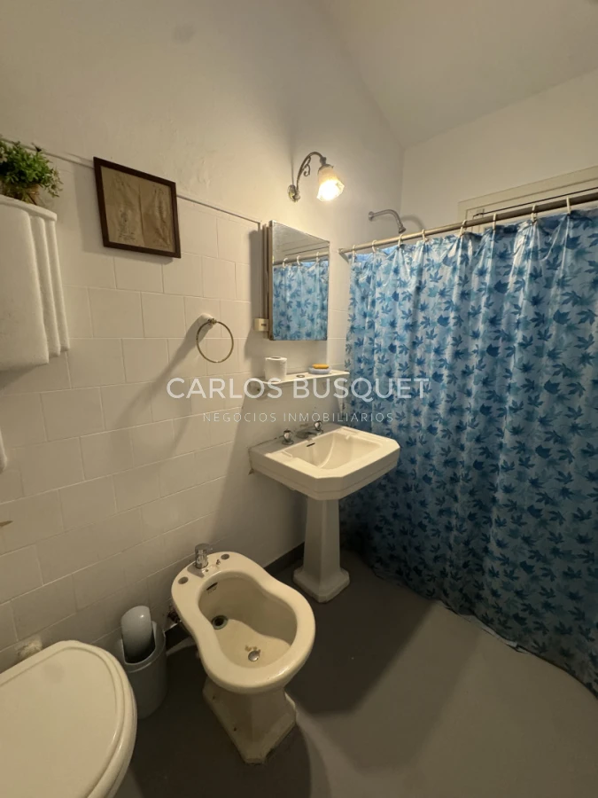 Casa ID.1790 - Casa en venta frente al mar playa Brava