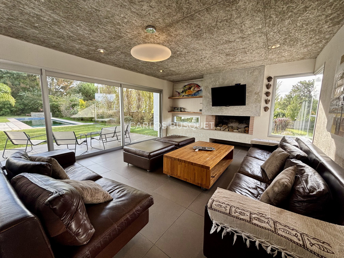 Casa ID.994 - Casa en venta de 4 dormitorios, en La Residence, Punta del Este