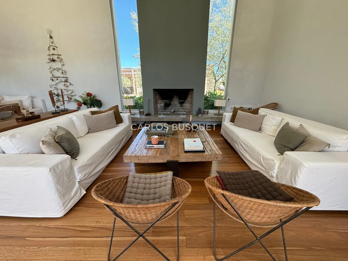 Casa ID.420 - Casa en alquiler, de 4 dormitorios, en Jose Ignacio, Club de Mar! 
