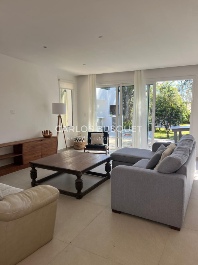 Casa ID.1392 - Casa en alquiler temporal de 4 dormitorios en La Barra