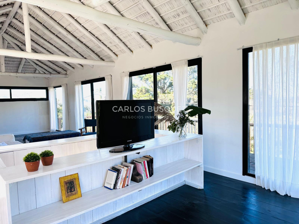 Casa ID.621 - Casa en venta de 4 dormitorios en San Vicente