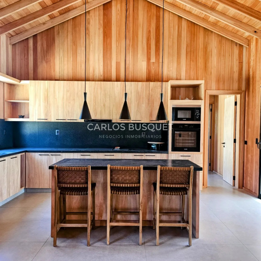 Casa ID.1173 - Venta casa de 3 dormitorios en La Barra, barrio privado Reserva Montoya