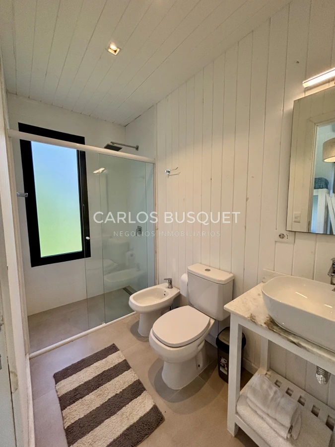 Casa ID.1034 - Casa en alquiler temporal de 4 dormitorios en Jose Ignacio, barrio cerrado Pinar del Faro