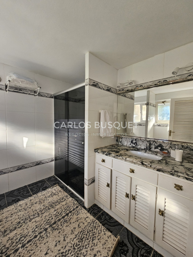 Casa ID.1306 - Espectacular casa en venta en Barrio Lugano Punta Del Este 4 dormitorios