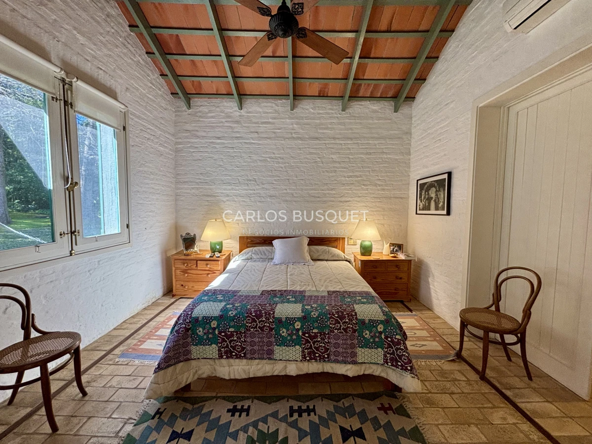 Casa ID.1311 - Venta casa de 5 dormitorios en barrio Golf, Punta del Este