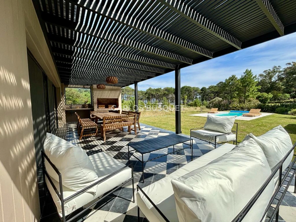 Casa ID.453 - Casa en venta, de 3 dormitorios, en San Vicente