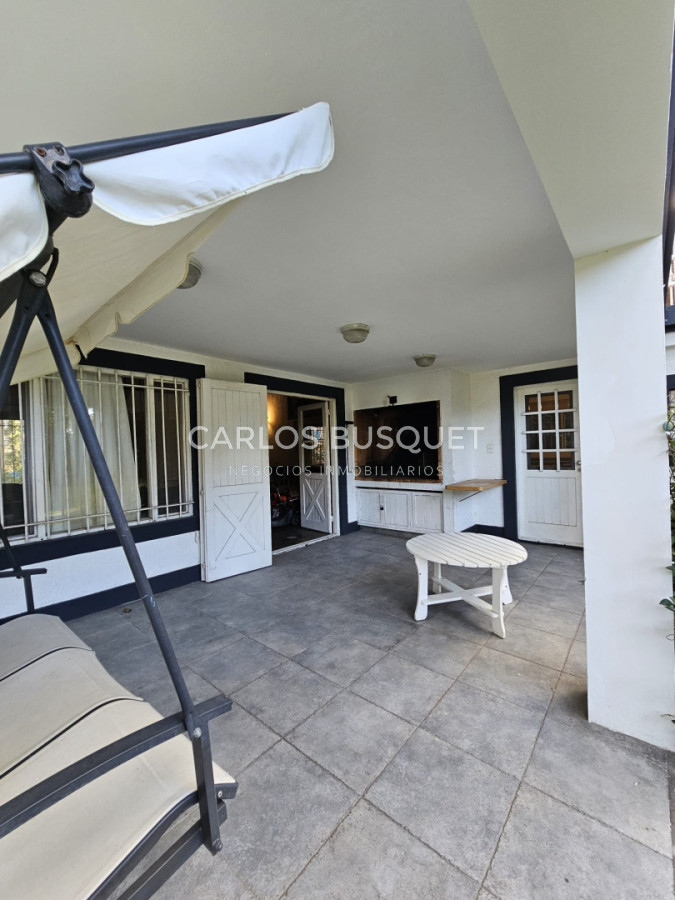 Casa ID.1696 - Venta casa de 3 dormitorios en Aidy Grill Punta Del Este