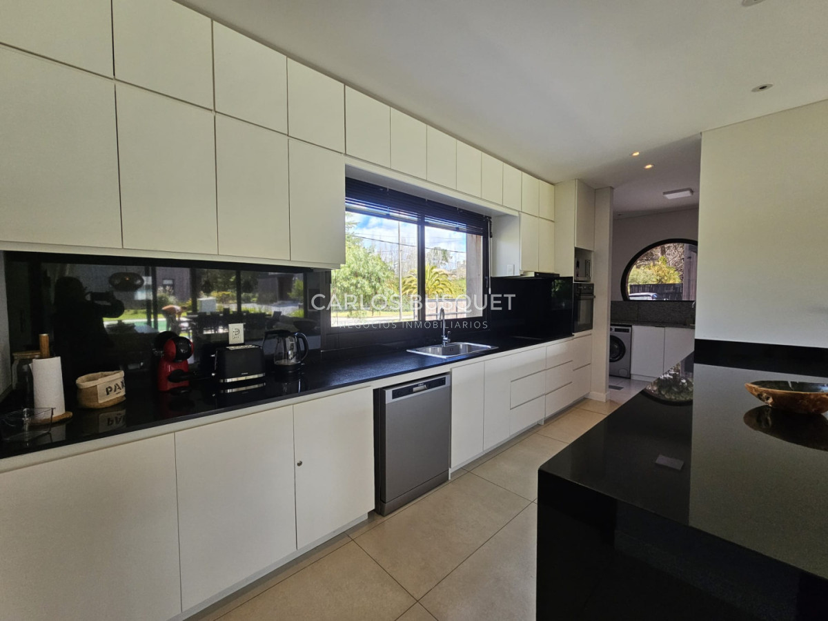 Casa ID.1810 - Venta de casa, 3 dormitorios en San Rafael, Punta Del Este