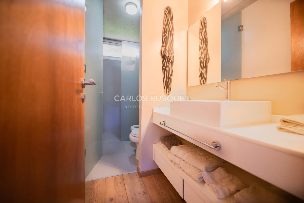 Casa ID.525 - Casa en venta de 4 dormitorios, en Rincon del Indio 