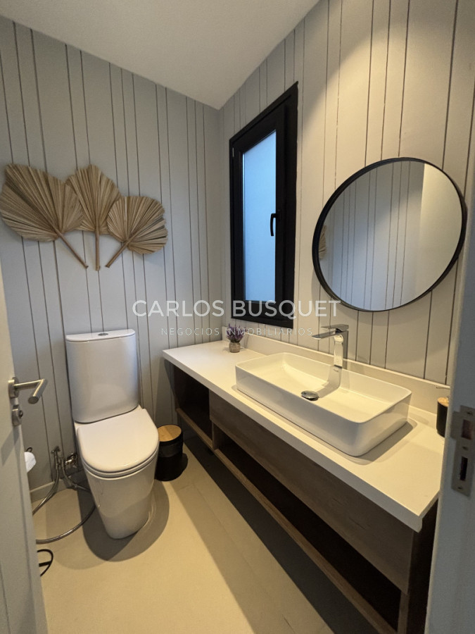 Casa ID.1645 - Venta casa de 4 dormitorios en Puerto Quetzal, La Barra