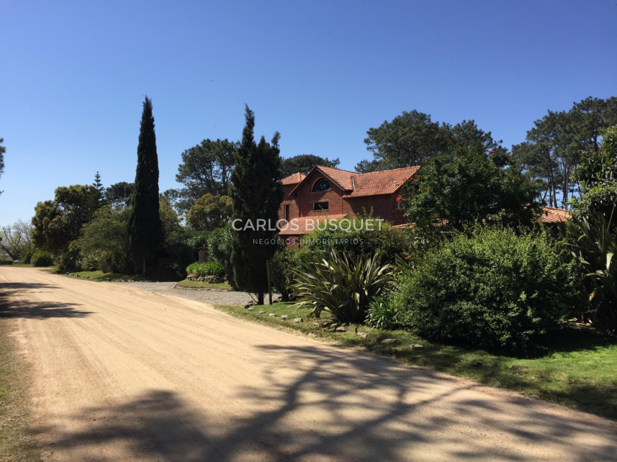 Casa ID.1597 - Venta casa de 2 dormitorios en Laguna del diario