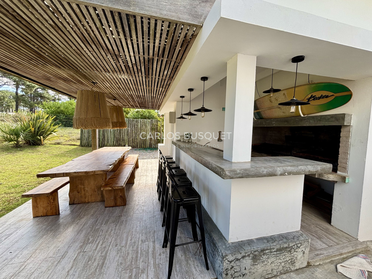 Casa ID.1033 - Casa en venta de 6 dormitorios en Jose Ignacio, Pinar del Faro