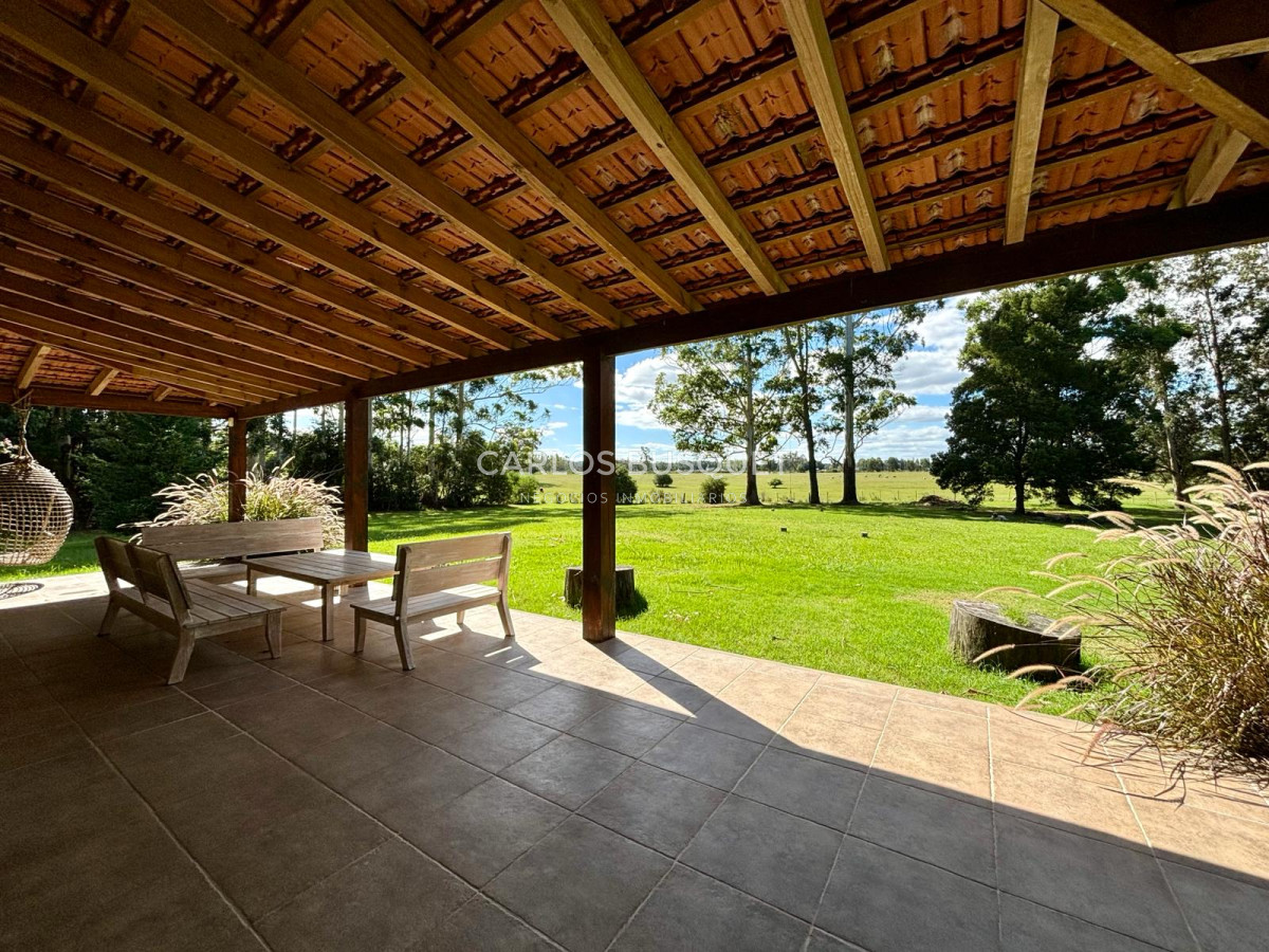 Casa ID.516 - Casa en venta de 2 dormitorios en Punta Ballena