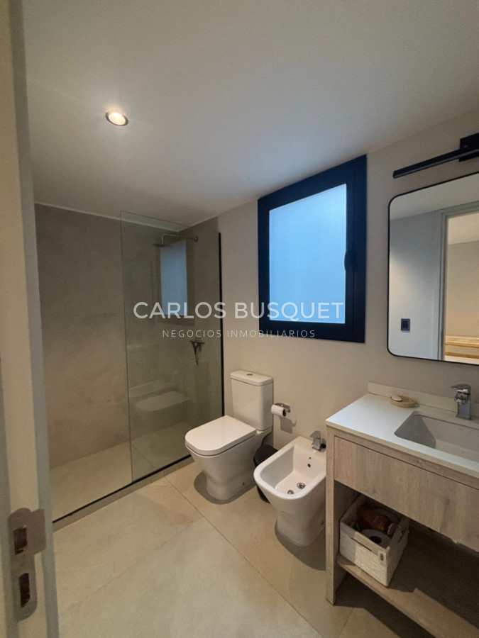 Casa ID.891 - Venta casa de 4 dormitorios en Rincón del Indio, Barrio Privado Noreste Residences